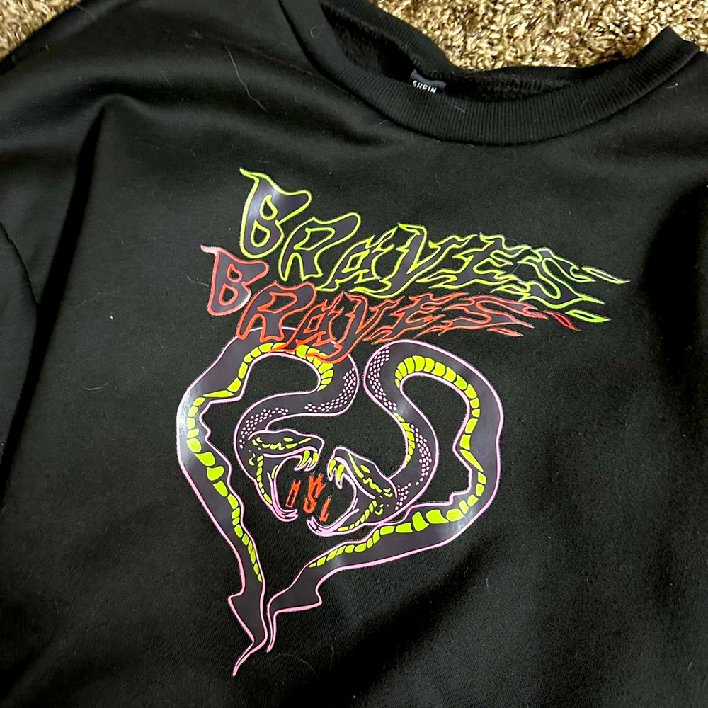 streetwear style crewneck